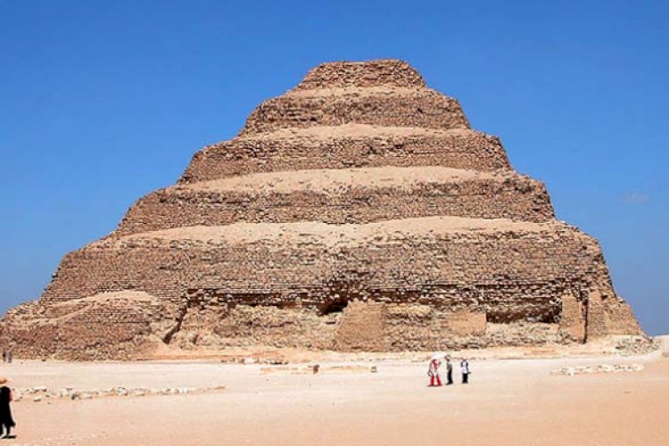 1. Pyramid of Djoser, Egypt (2667–2648 BC)