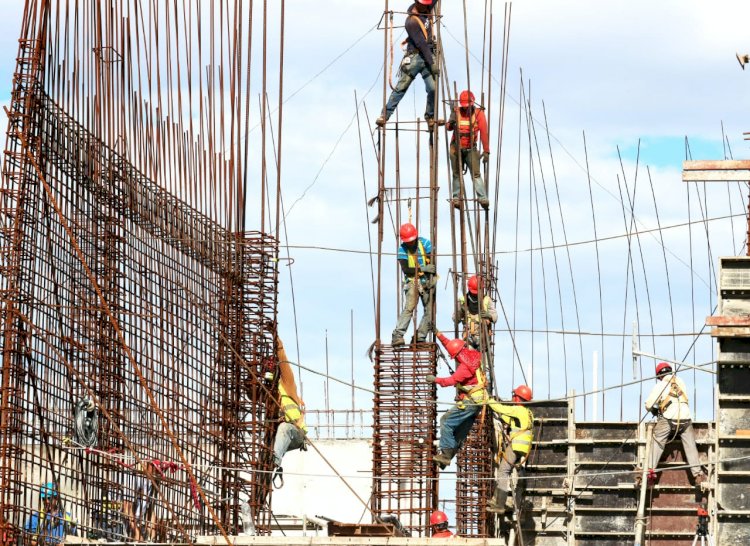 6 Professionals You Will Need When Building a House or an Apartment