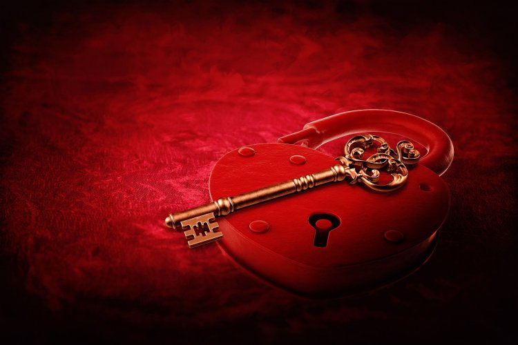 Best Valentine Gifts For A Real Estate Agent