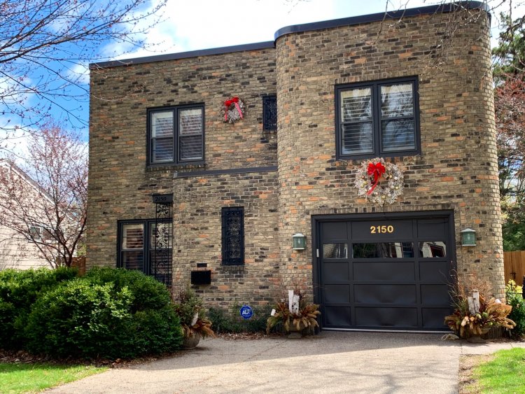 Why Property's Exterior Matters when it Comes to Selling Your Home.