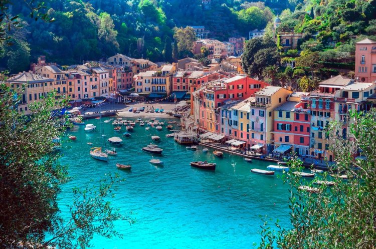 5 Things to Consider Before Buying a Home Overseas