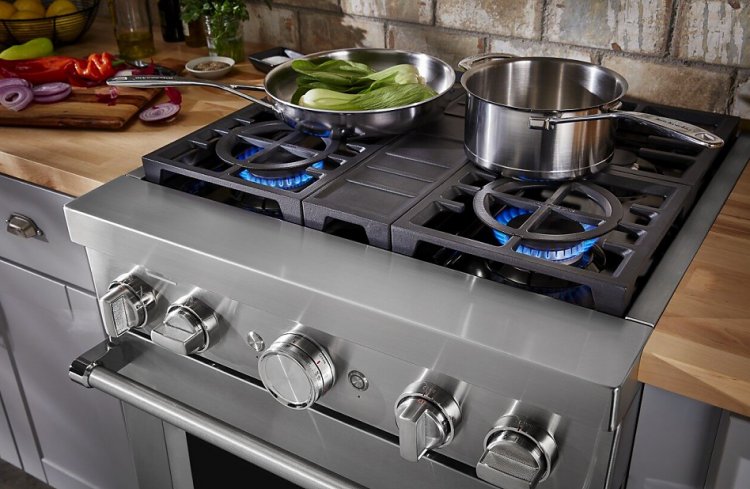 Home Interior Ideas for Electric Stoves vs. Gas Stoves